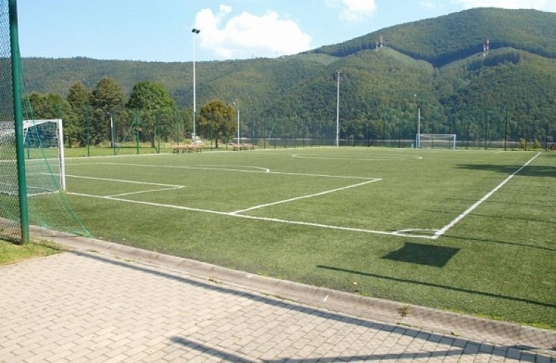 Kompleks boisk sportowych ORLIK 2012 w Międzybrodziu Bialskim